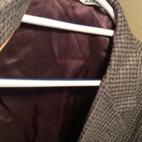 Jacket - Picture 3 of 3